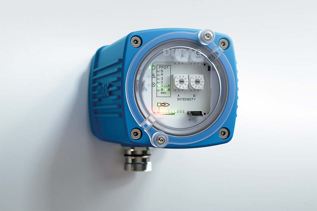 Front view of DURAG Flame Supervisor ("Switch" version, P2)