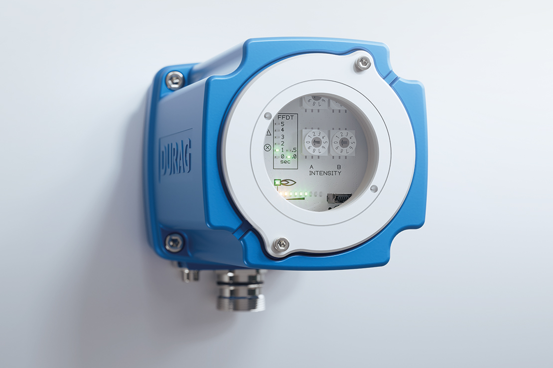 Front view of DURAG Flame Supervisor ("Switch" version, M5)